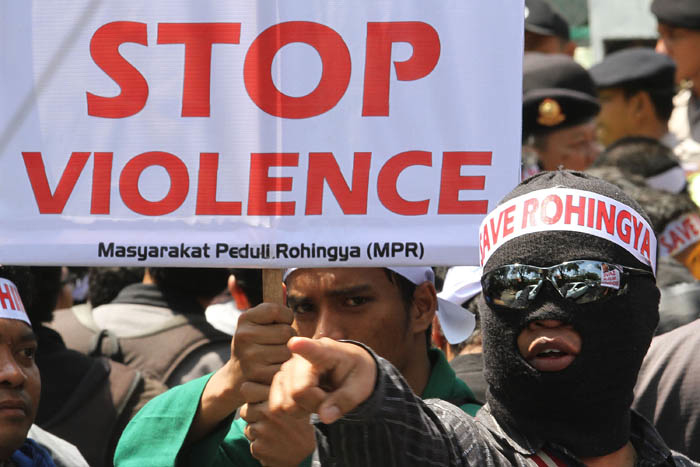 「ロヒンギャ族守れ」　ミャンマー大使館に抗議　市民団体
