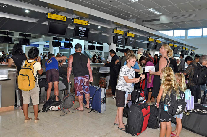 ロンボク国際空港が開港　スラパラン空港は閉鎖に