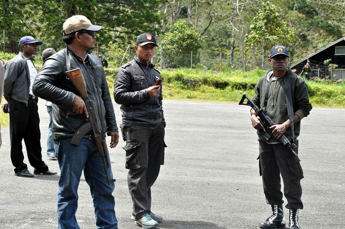 パプアに最高警戒令　武装派が山岳部襲撃　銃撃続発で警察増派