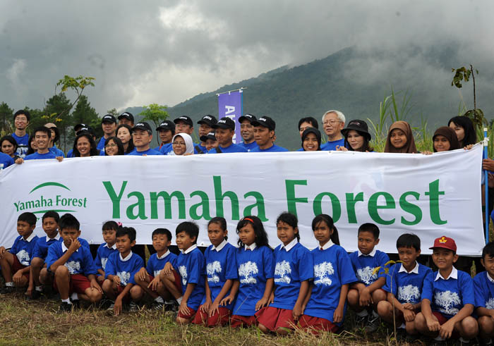 人と環境の関係　再確認　ヤマハの森で植樹式 　西ジャワ州クニンガン 