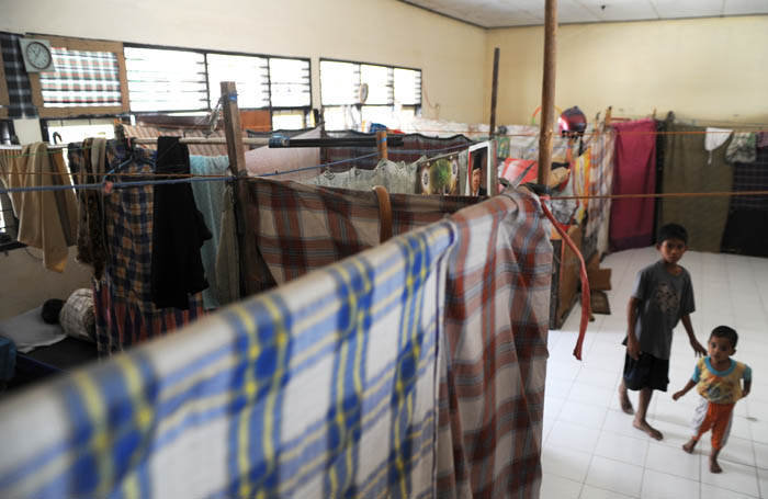 州政府が移転へ　アフマディア難民居住区　ロンボク島