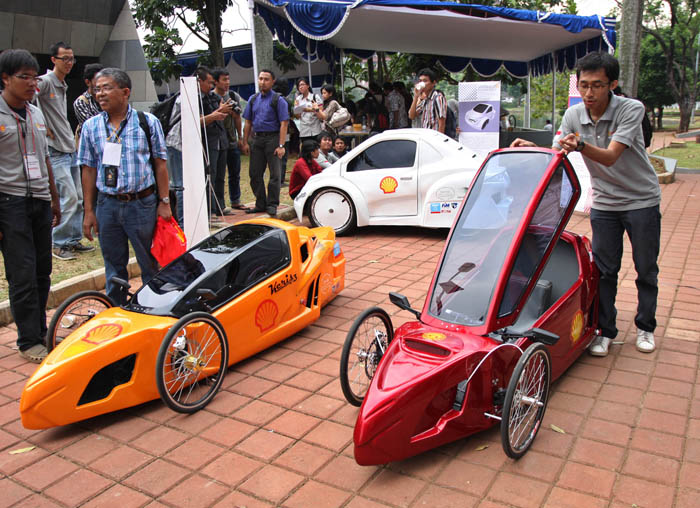 ＵＩ学生が電気車製造　ソロの高校生に続け　国際サーキットでデビューへ