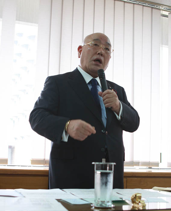 飯島元秘書官が講演　小泉首相の秘話例に 　「多国間外交で指導力を」