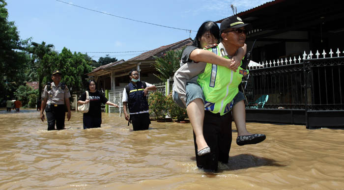 首都圏一部で洪水被害　上流の大雨の影響で