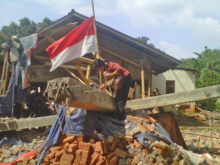 「建設許可未取得」　教会を取り壊し　ブカシ県