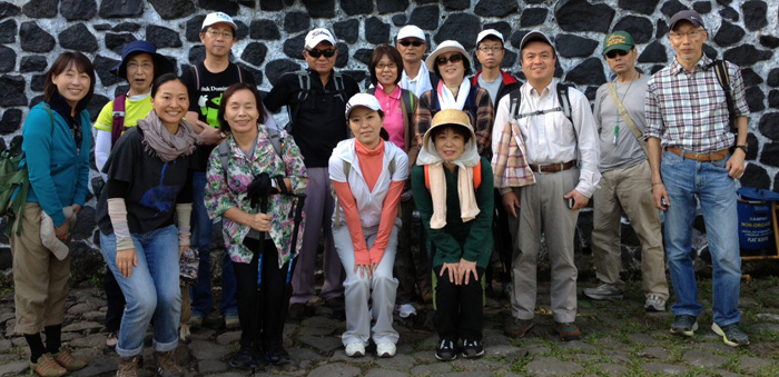 グデ山の滝を楽しむ　歩く会・温泉滝コース組