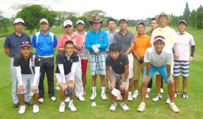 対抗戦の健闘誓う　凌霜会コンペ