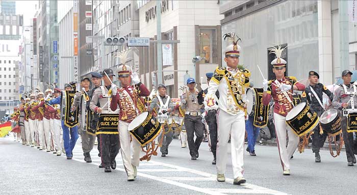 【世界のお巡りさんコンサート特集】インドネシア国家　警­察士官学校音楽隊