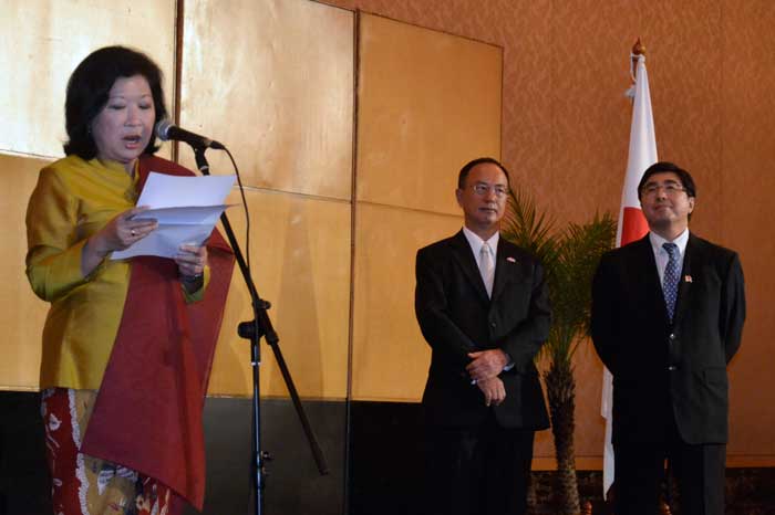 天皇誕生日で祝賀会　参加者千人親交深める