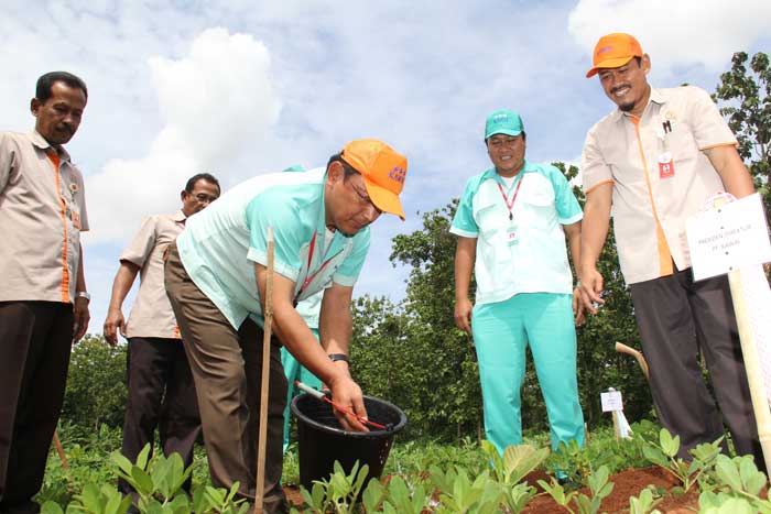 カワイの森で植樹式　森林公社、住民と 