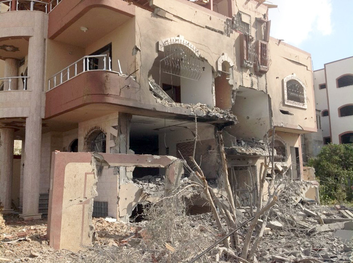 イ寄付の建物破壊される　イスラエルのガザ空爆