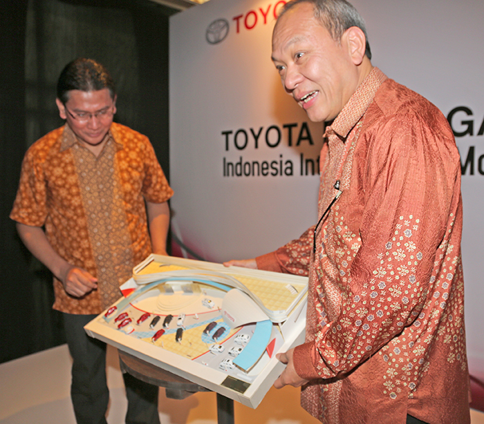 次世代カー「ＦＣＶ」など展示　トヨタ、開幕前に発表　１８日からのモーターショー