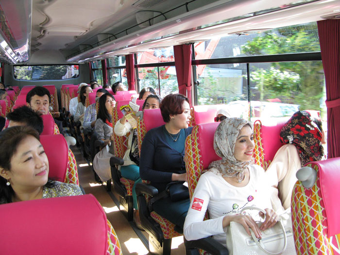 ムスリム向け観光バス　集客難航、まだ運行できず　日本初　はとバス