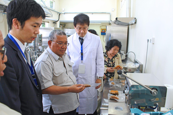 レトルト技術を提供　調理器具一式を設置　サムソン