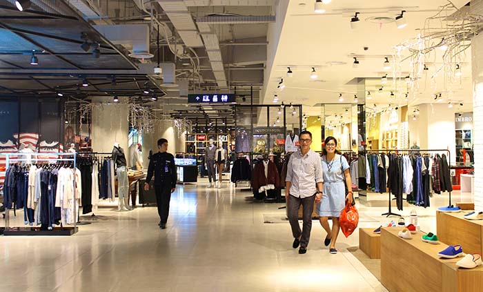 【スナンスナン】　タイの大型モールが出店　新鋭ブランドも続々　高級指向「セントラル」