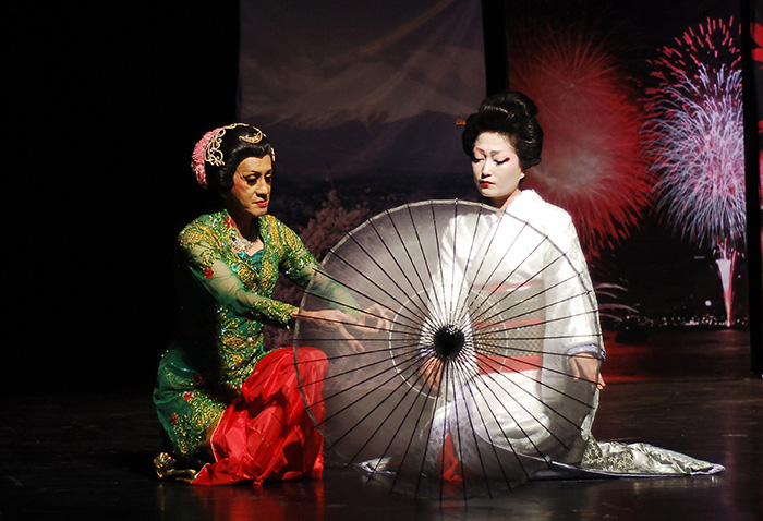 四季を踊りで表現　パダンで「ａｉ祭り」　舞踊家の蓮田愛さん