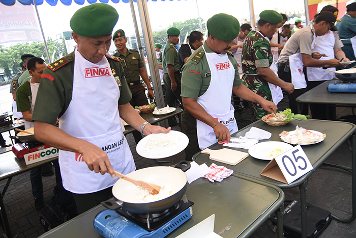 ☆軍人の料理コンテスト