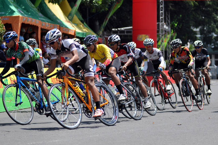 ☆中部ジャワで自転車レース