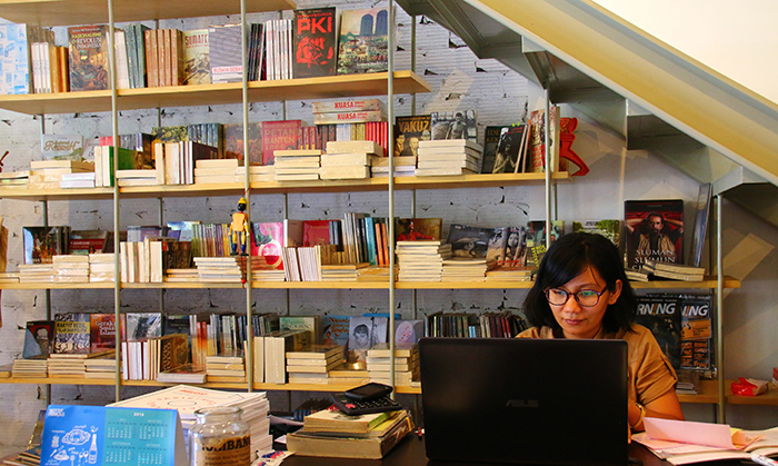 人と人をつなぐ図書館　スラバヤ　Ｃ２Ｏライブラリー