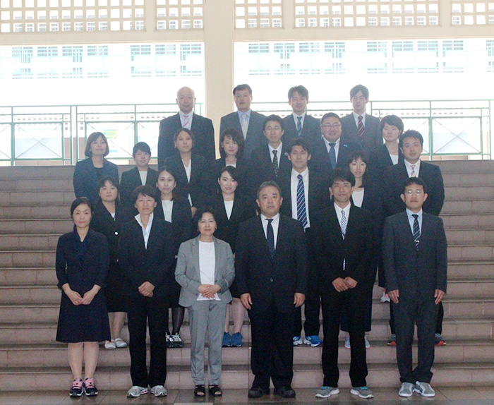 新任教員２３人ようこそ　ジャカルタ日本人学校