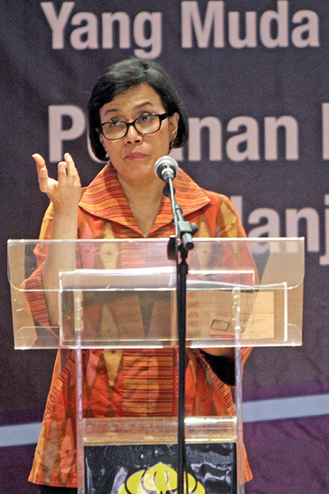 「格差拡大を懸念」　スリ元財務相　インドネシア大で講演