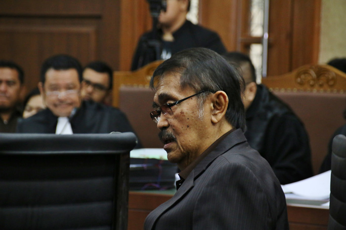 ミルナさんが好きだった？　コーヒー毒殺事件　犯罪学者、心理学者が証言