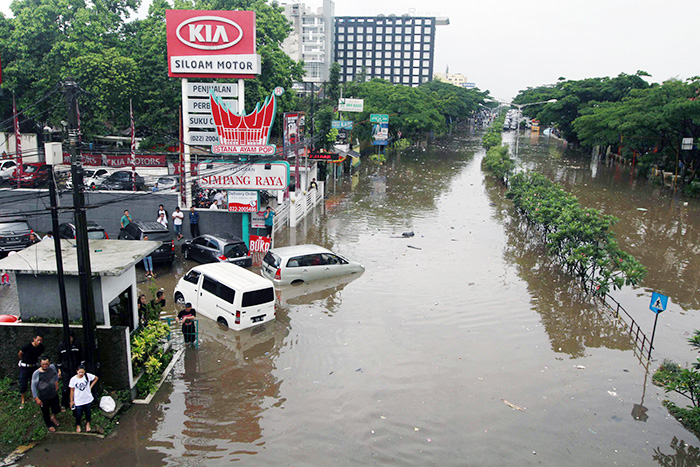 バンドン大通り洪水