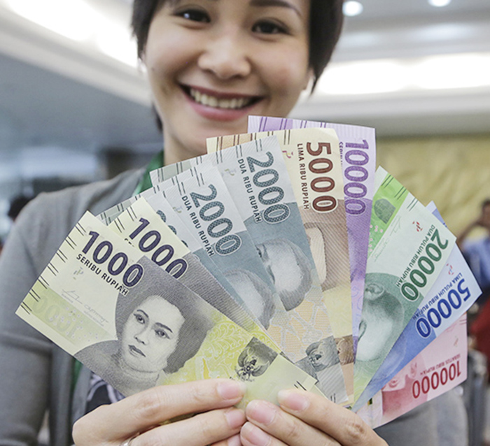 全紙幣 硬貨を刷新 中銀 国家英雄12人 統一国家の文字 じゃかるた新聞 全紙幣 硬貨を刷新 中銀 国家英雄12人 統一国家の文字 じゃかるた新聞