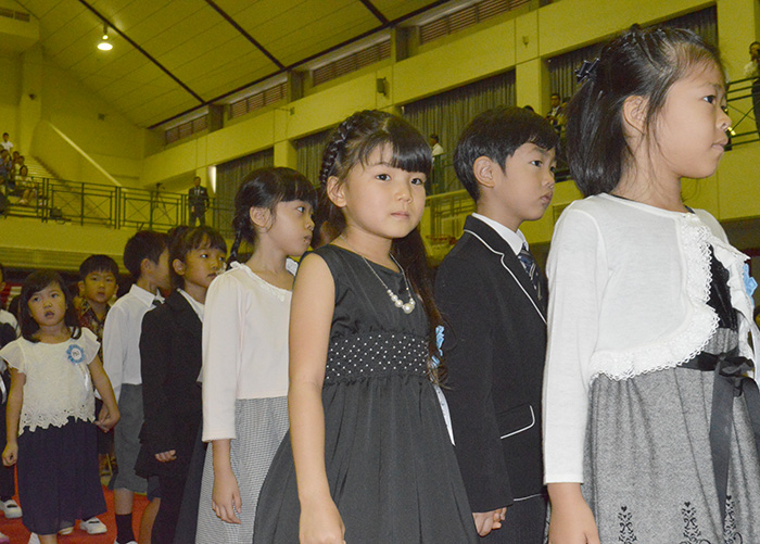 新しい出発の日に　２７４人が仲間入り　ＪＪＳ入学式