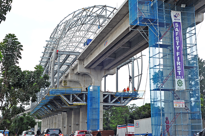 ムシ川で建設難航　パレンバンのＬＲＴ
