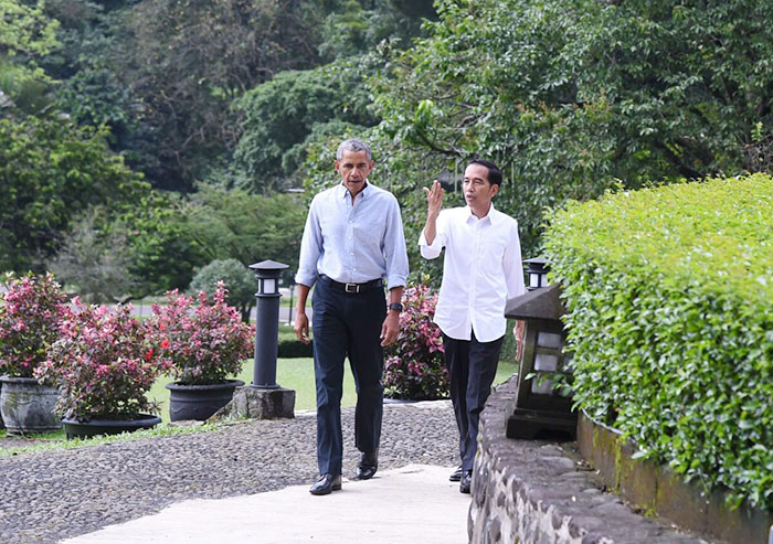 オバマ氏と談笑　大統領、２年ぶりの再会