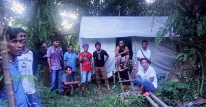 入管摘発避けるため　パーム農園に潜伏も　マレーシアのイ人違法就労者