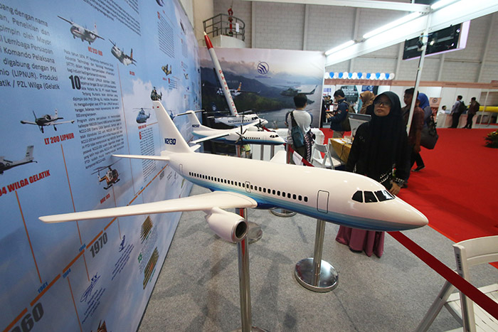 航空宇宙技術を展示　ハビビ・フェス開幕　ＪＩエキスポ