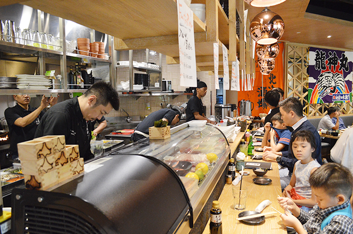 【スナンスナン】厚岸のカキ、幌加内のそば　北海道酒場　北海道からお取り寄せ