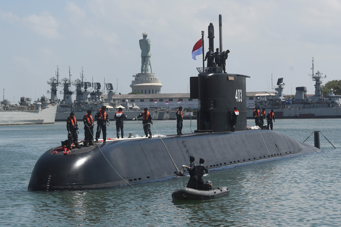 ☆韓国から潜水艦を購入
