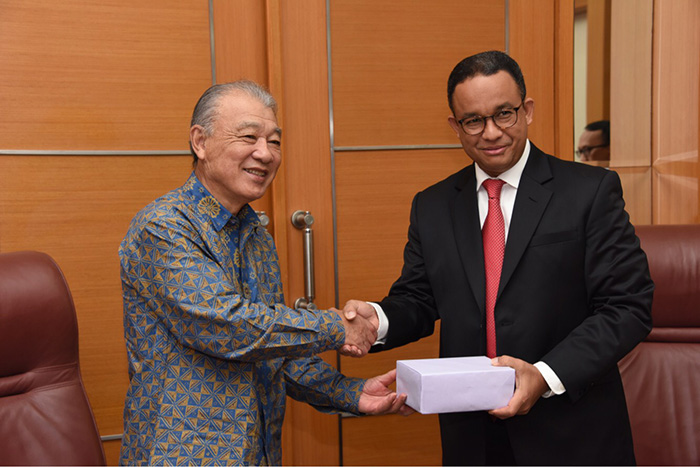 アニス知事、副大統領と面談　ハンセン病制圧へ　日本財団の笹川会長