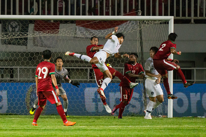 イ、韓国に惜敗　サッカーＵ―２３