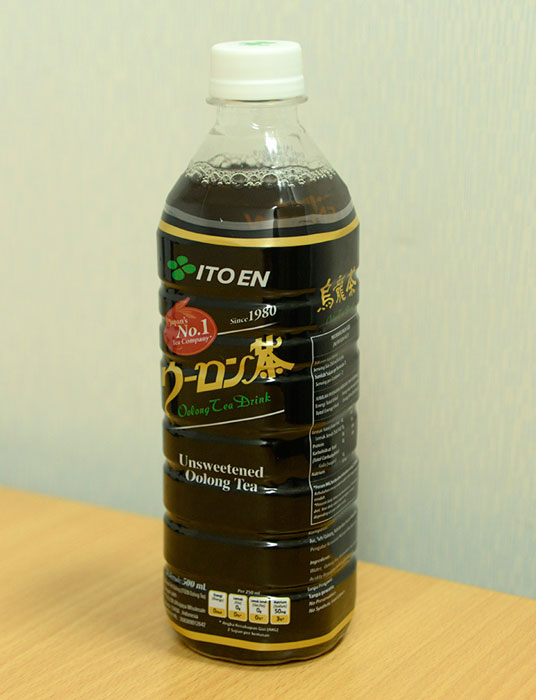 発売されたウーロン茶