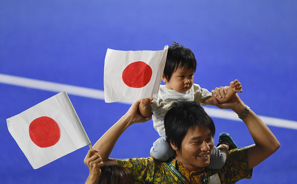 ▼親子も会場で日本応援