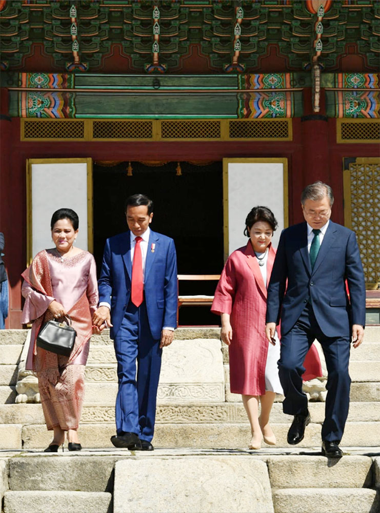62億ドル経済協力へ　イ韓首脳会談