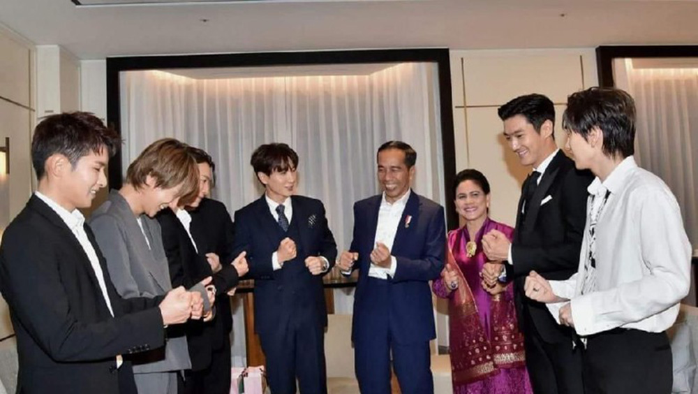 スーパージュニアと面会