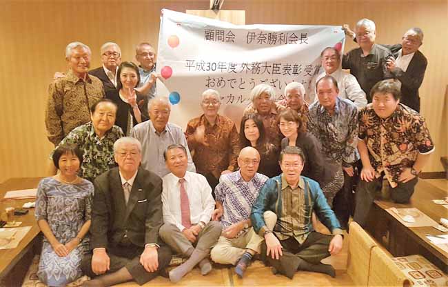 「懸け橋に」誓い合う　祝賀、送別の会開催　ジャカルタ顧問会