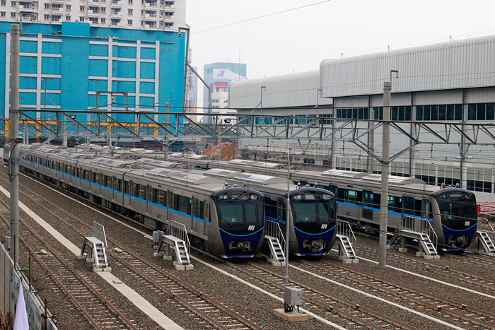 ＭＲＴ基地警備強化　不法侵入で車両落書き