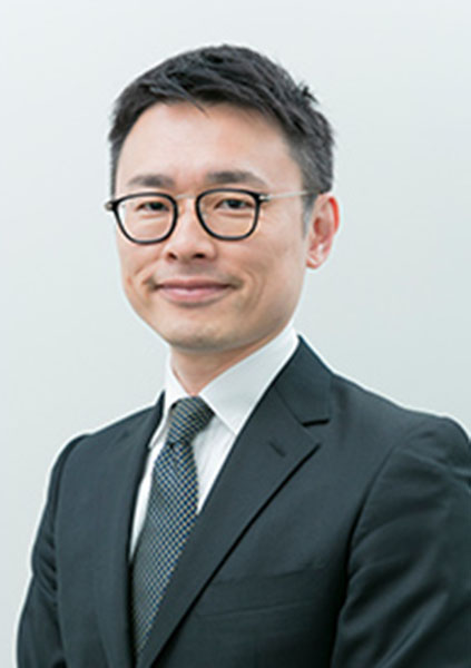 民主主義の後退　ジョコウィ政権４年　早稲田大学大学院アジア太平洋研究科准教授　見市建
