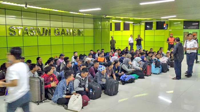 「カネ払えば国鉄職員」　128人釣られガンビル駅に　偽求人情報がＳＮＳ拡散
