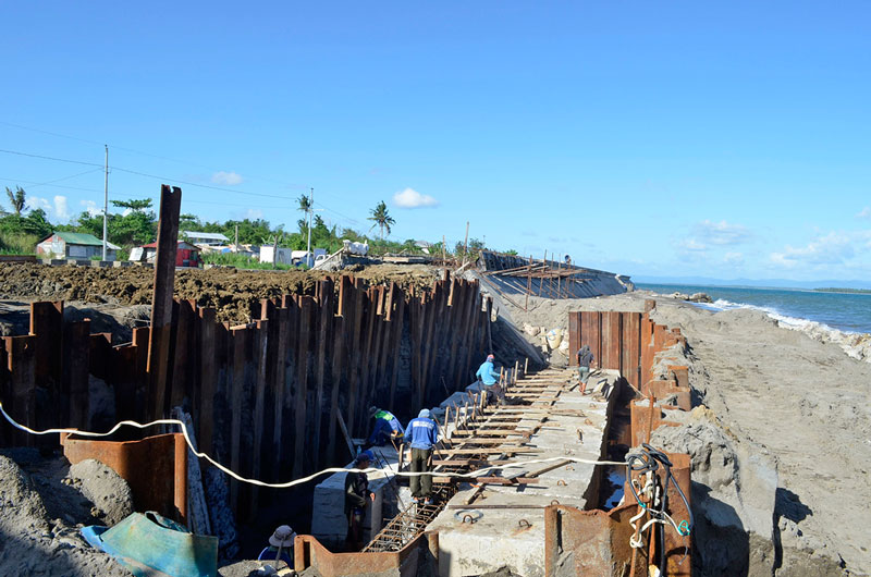「生活の糧奪われた」　ＪＩＣＡ関与事業　防潮堤に漁師反発