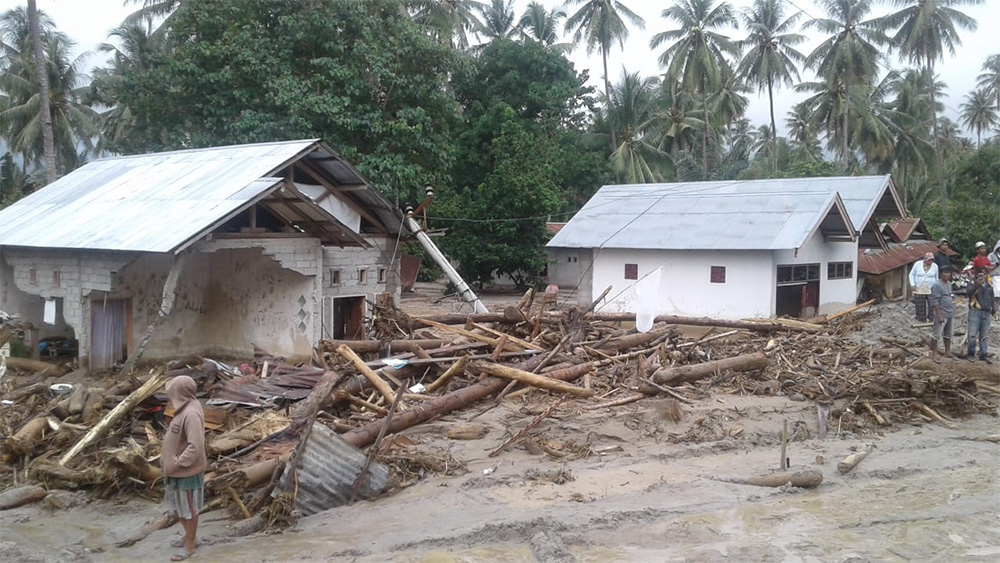 被災地で地滑り頻発　中部スラウェシ震災２カ月