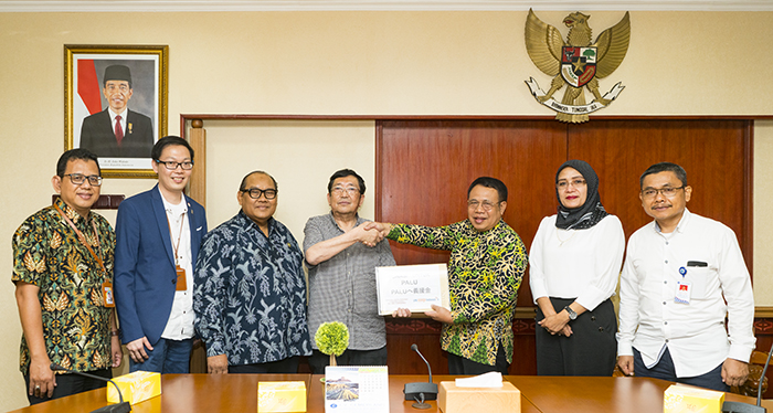 気仙沼から義援金　中スラウェシ復興へ　製氷冷凍業協同組合　受け入れのイ実習生協力