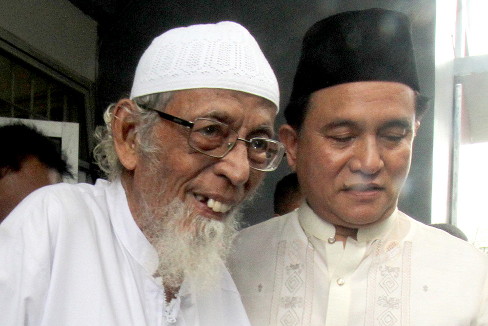 バアシル受刑者釈放へ　高齢に「人道的配慮」大統領  