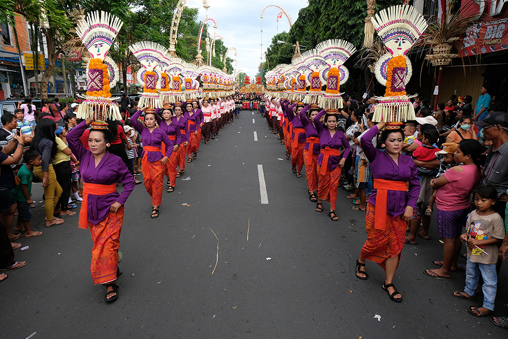 ▼メーデーに文化の祭典